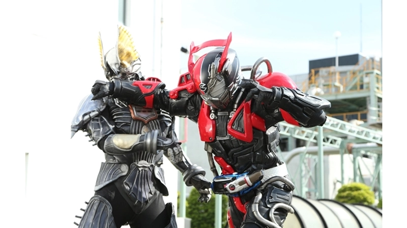 Buying and selling cheap Kamen Rider Drive (4)
